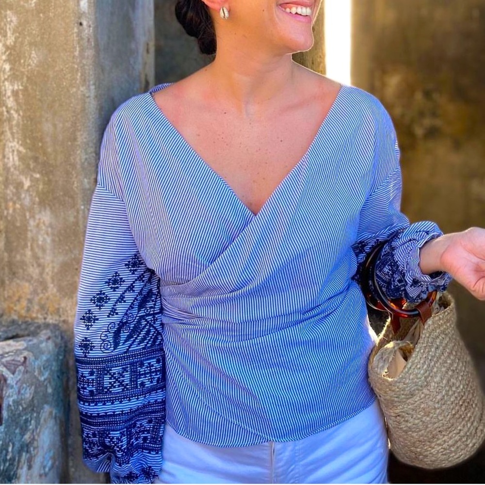 Embroidered stripe top